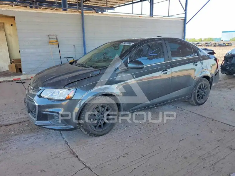 2018 Chevrolet Sonic фото