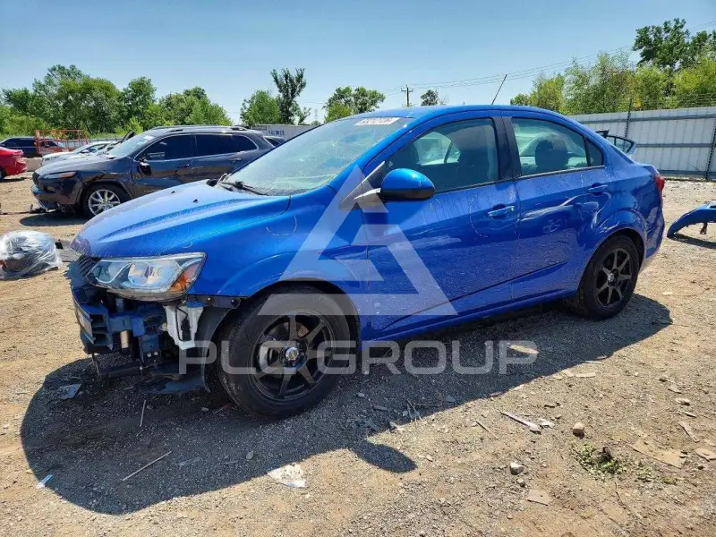 2018 Chevrolet Sonic фото