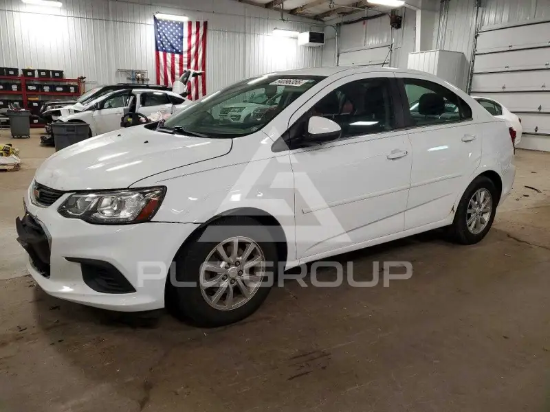 2018 Chevrolet Sonic photo