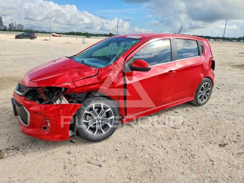 2018 Chevrolet Sonic photo