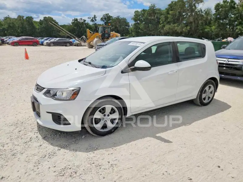 2018 Chevrolet Sonic фото