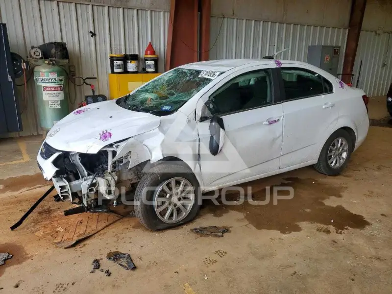 2018 Chevrolet Sonic фото