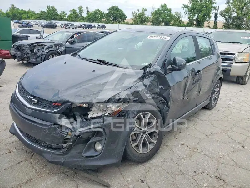 2018 Chevrolet Sonic фото