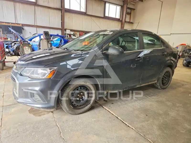 2018 Chevrolet Sonic фото