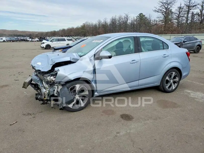 2018 Chevrolet Sonic photo