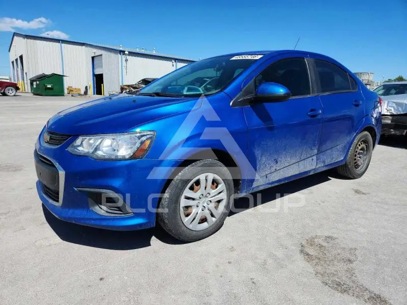 2018 Chevrolet Sonic фото