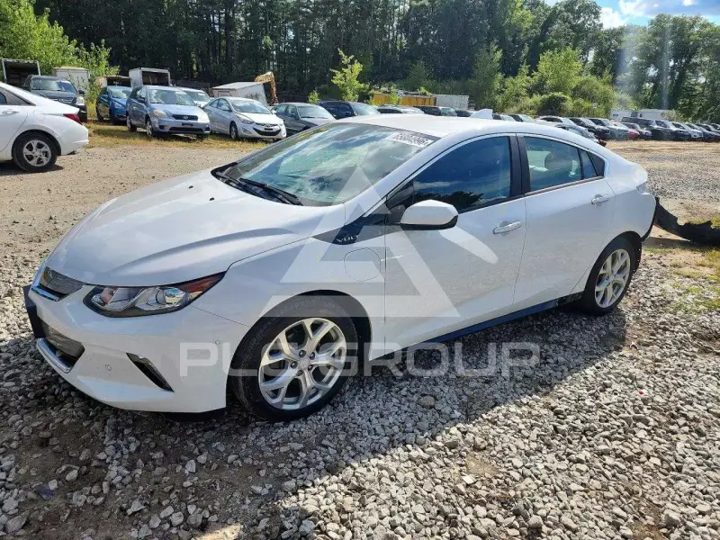 2018 Chevrolet Volt photo