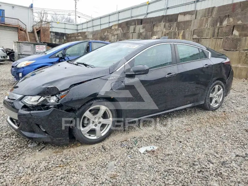 2018 Chevrolet Volt photo