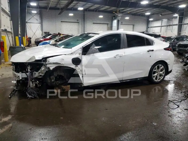2018 Chevrolet Volt фото