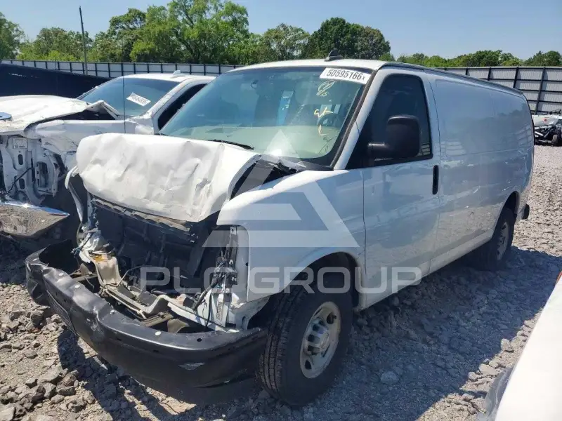 2018 Chevrolet Express фото