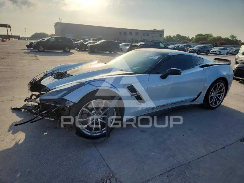 2018 Chevrolet Corvette фото