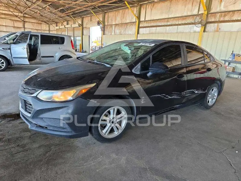 2018 Chevrolet Cruze photo