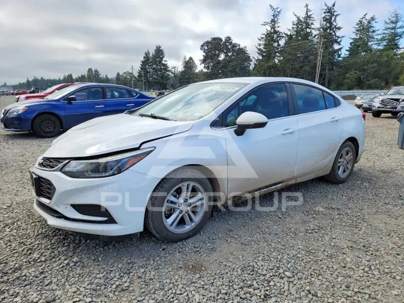2018 Chevrolet Cruze фото