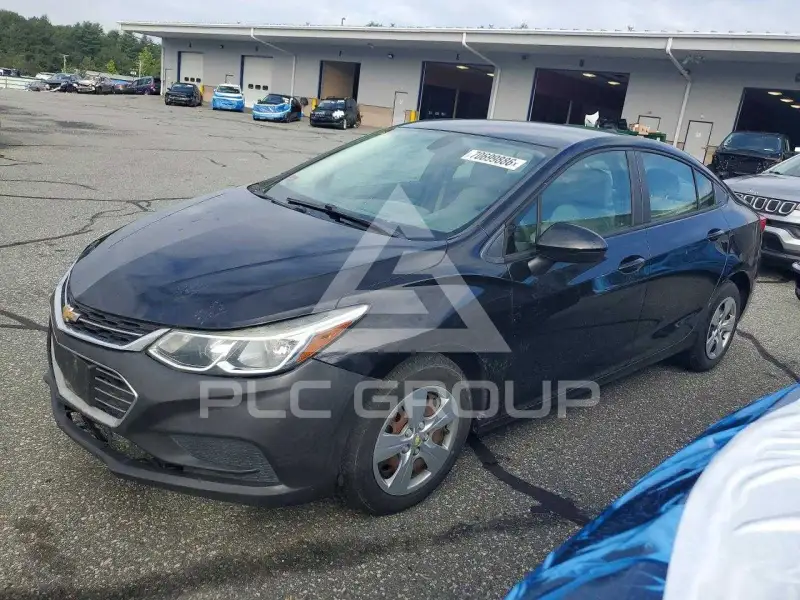 2018 Chevrolet Cruze photo