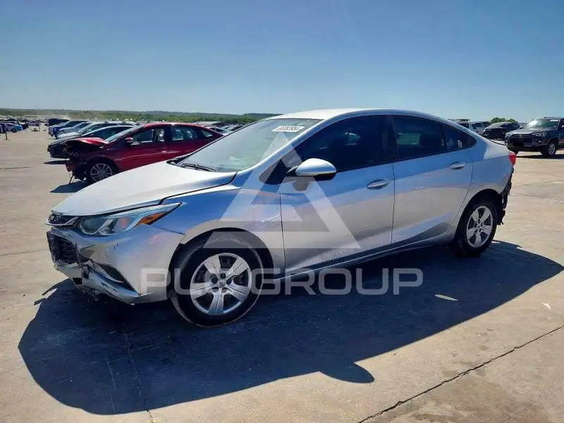 2018 Chevrolet Cruze photo