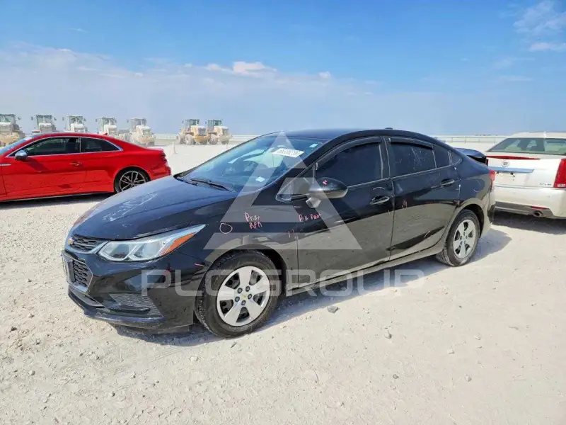 2018 Chevrolet Cruze photo