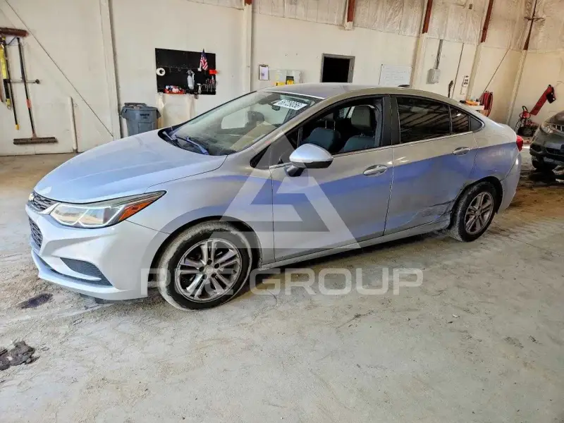 2018 Chevrolet Cruze фото