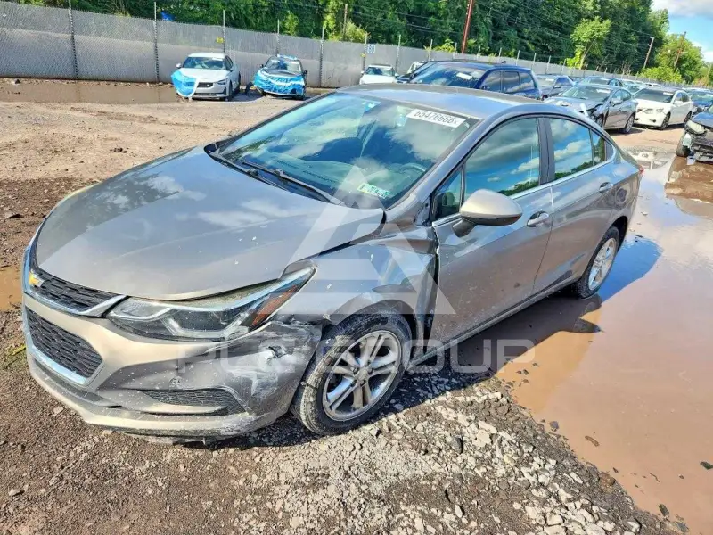 2018 Chevrolet Cruze фото