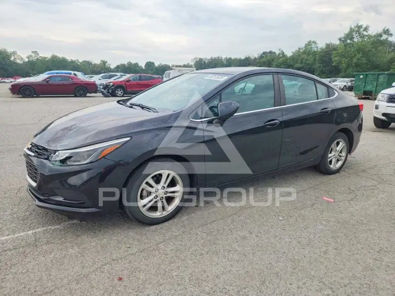 2018 Chevrolet Cruze photo