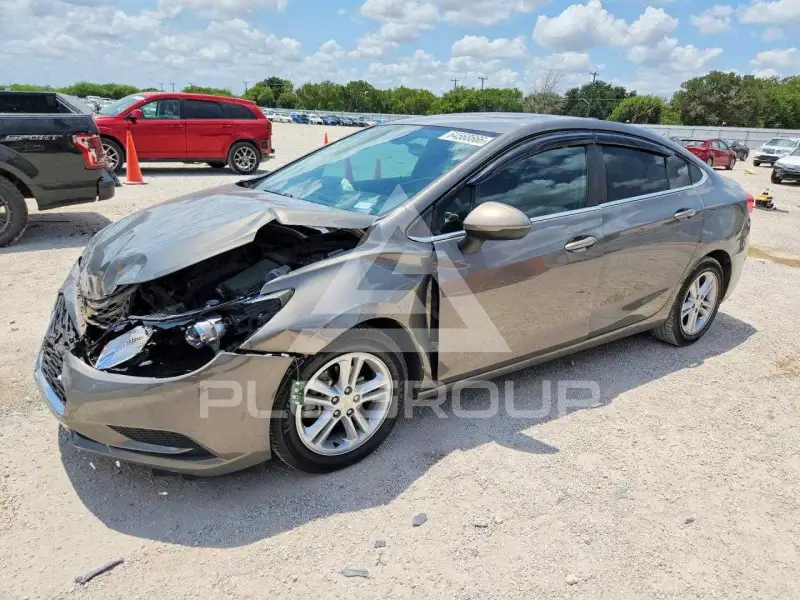 2018 Chevrolet Cruze фото
