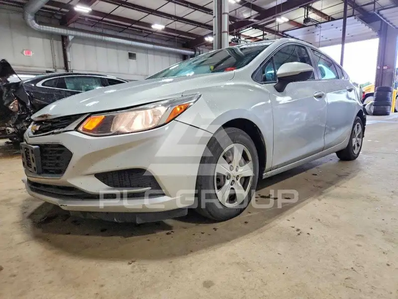 2018 Chevrolet Cruze фото