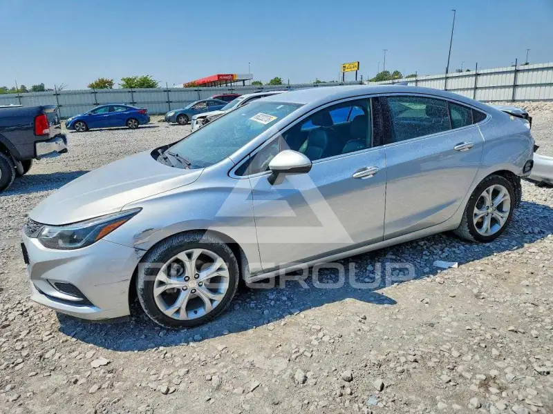 2018 Chevrolet Cruze фото