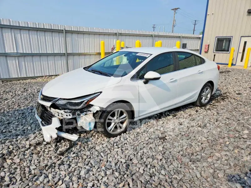 2018 Chevrolet Cruze фото