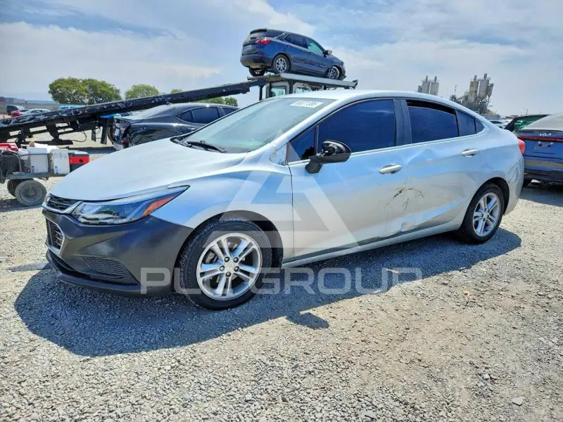 2018 Chevrolet Cruze фото