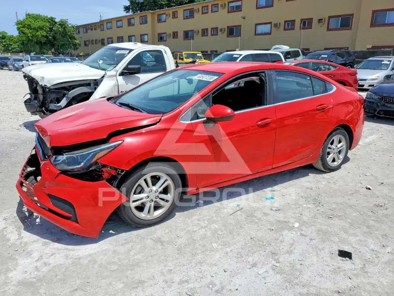 2018 Chevrolet Cruze photo