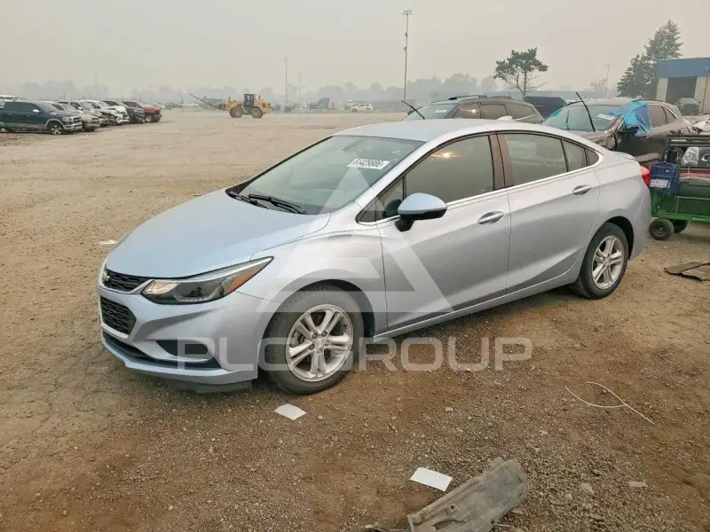 2018 Chevrolet Cruze photo