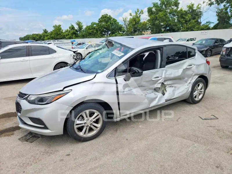 2018 Chevrolet Cruze фото
