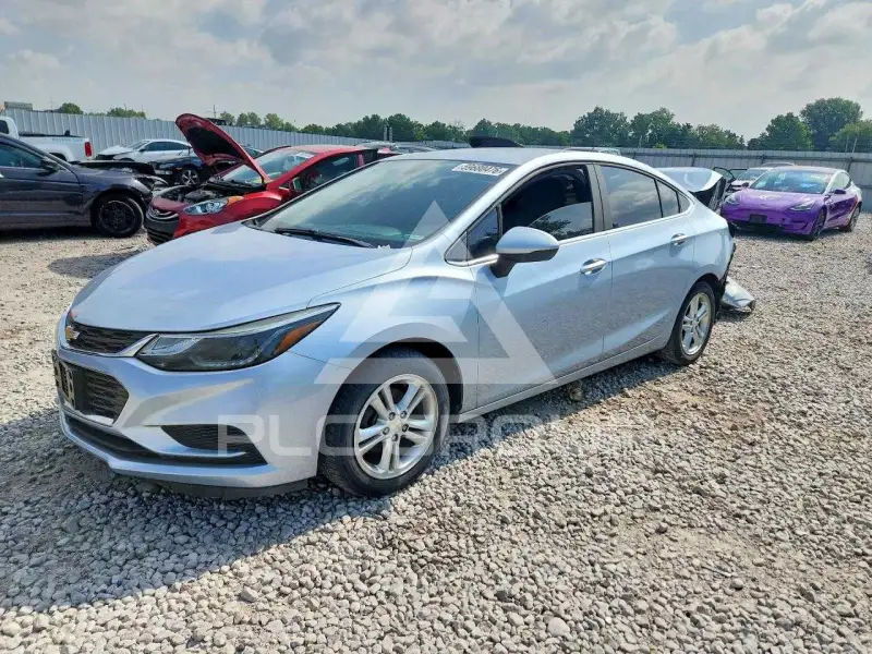 2018 Chevrolet Cruze фото