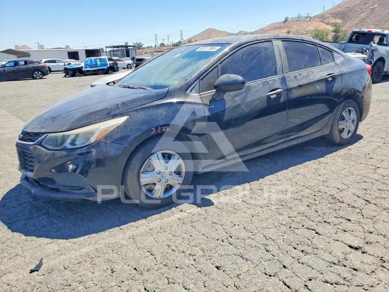 2018 Chevrolet Cruze photo