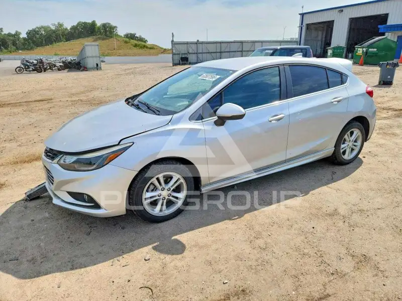 2018 Chevrolet Cruze фото