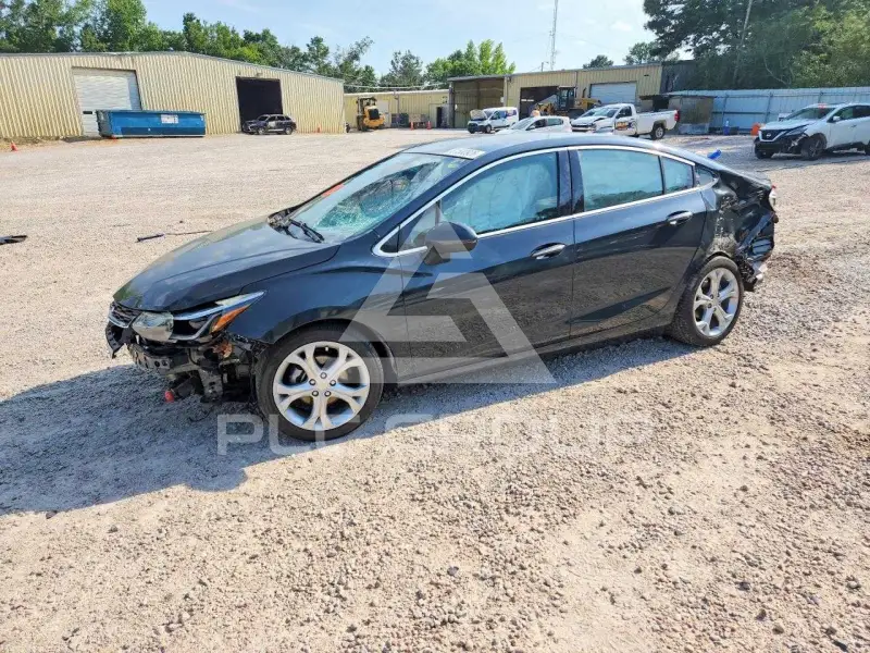2018 Chevrolet Cruze фото