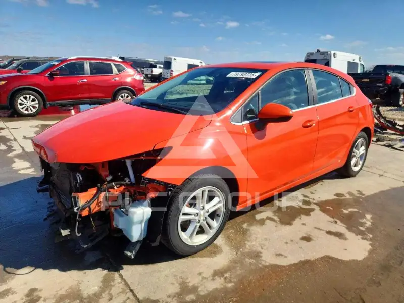 2018 Chevrolet Cruze photo