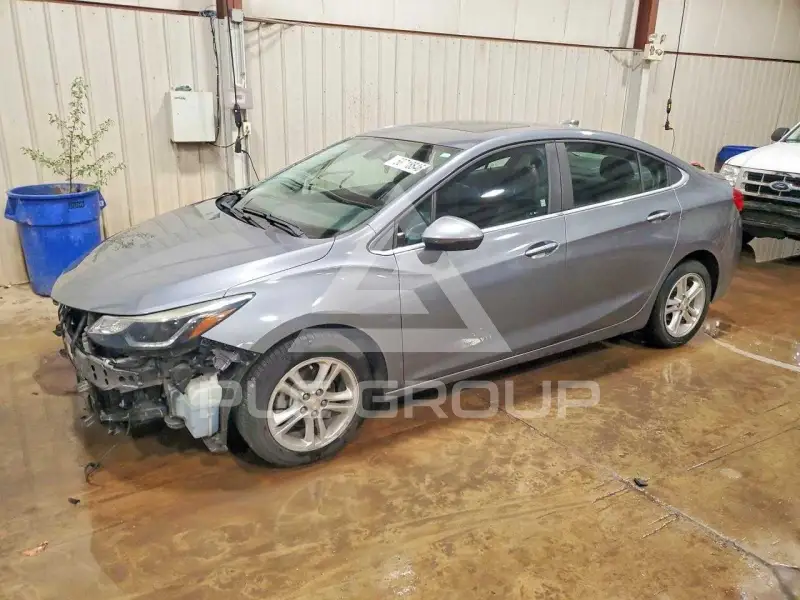 2018 Chevrolet Cruze фото