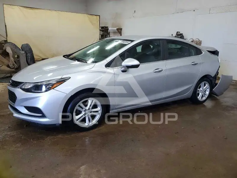 2018 Chevrolet Cruze фото