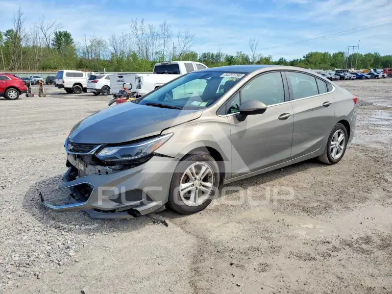 2018 Chevrolet Cruze photo