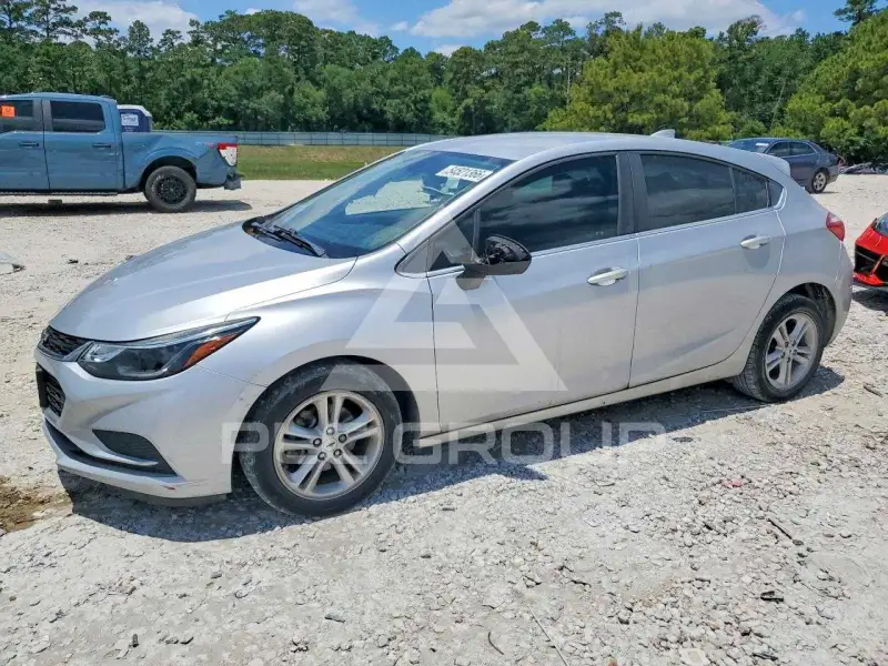 2018 Chevrolet Cruze фото
