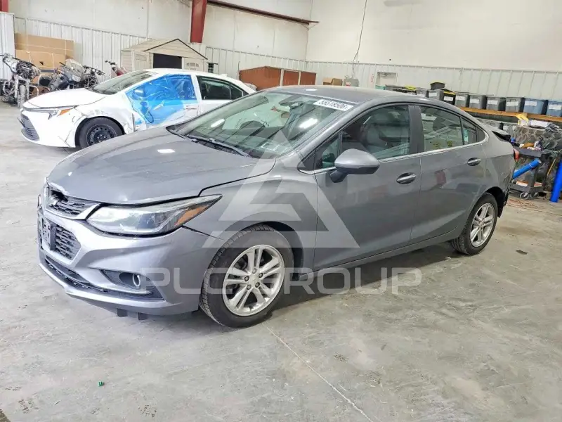 2018 Chevrolet Cruze фото