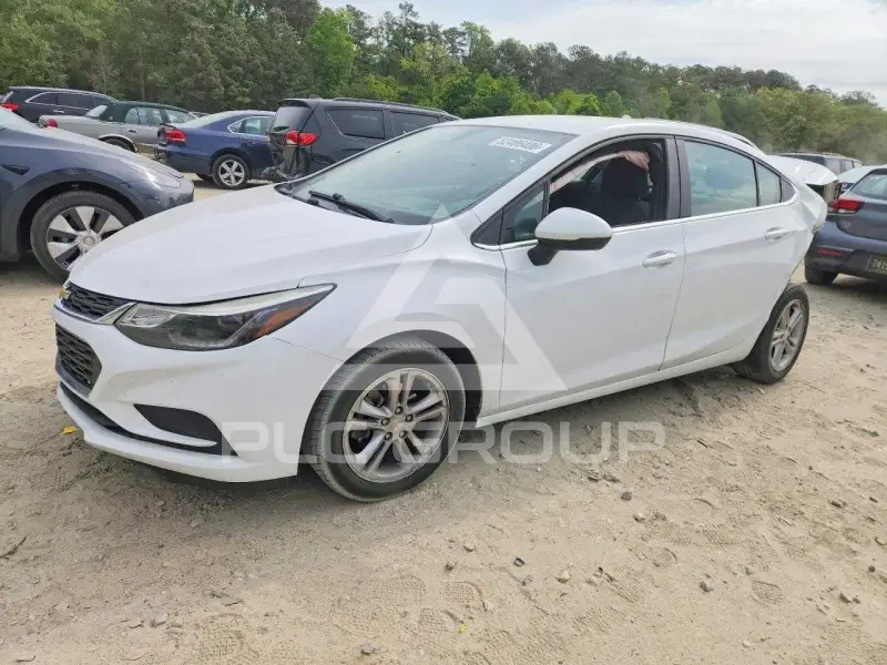 2018 Chevrolet Cruze фото
