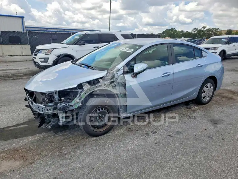 2018 Chevrolet Cruze фото