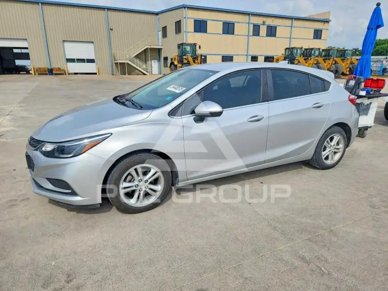 2018 Chevrolet Cruze фото