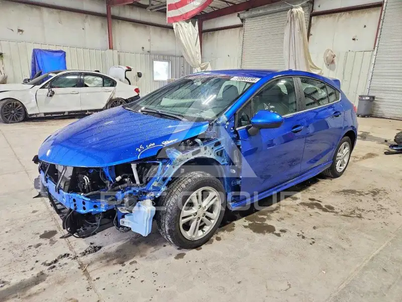 2018 Chevrolet Cruze фото