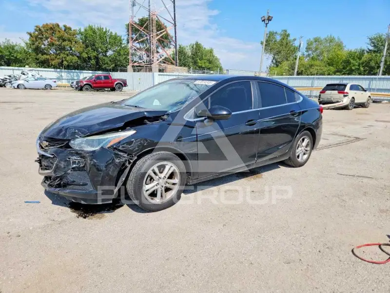 2018 Chevrolet Cruze фото