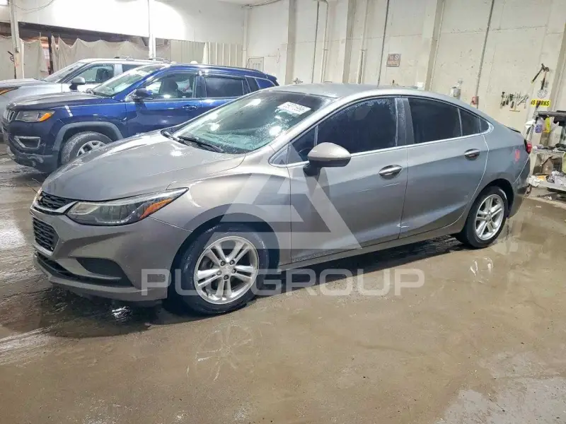 2018 Chevrolet Cruze фото