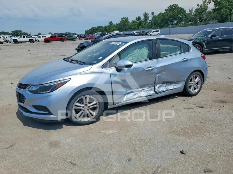 2018 Chevrolet Cruze фото