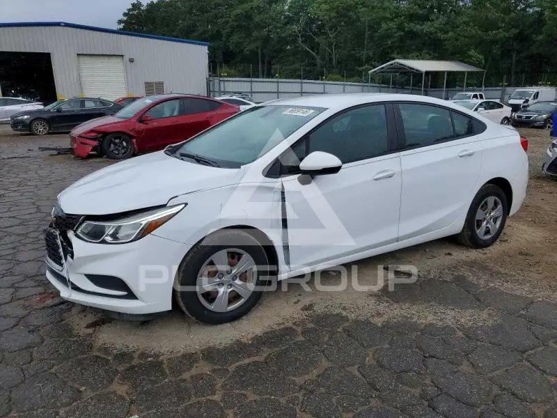 2018 Chevrolet Cruze photo