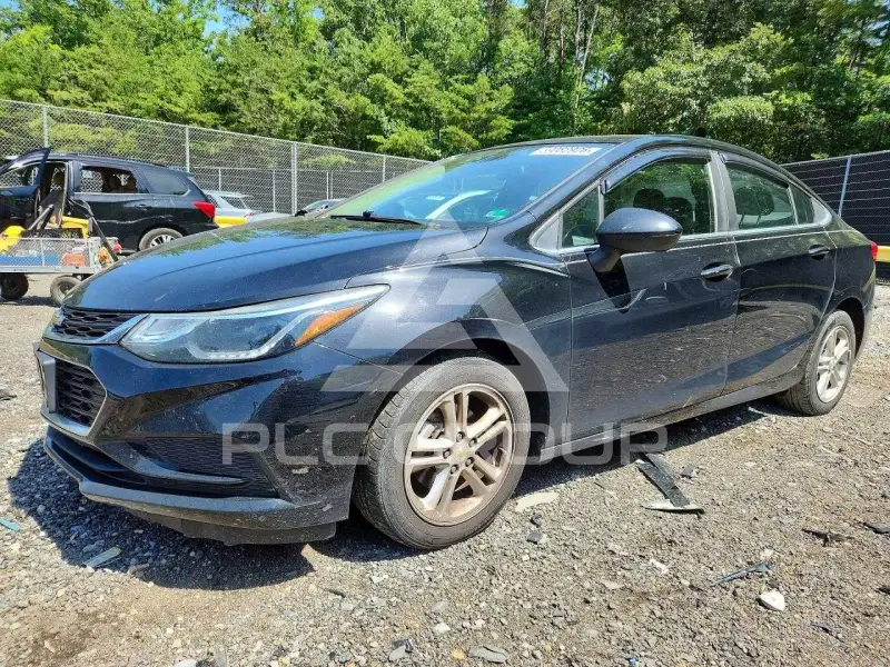 2018 Chevrolet Cruze фото